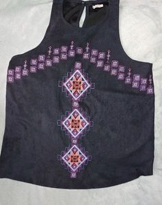 Hollister embroidered tank